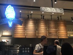 -喜茶(上海兴业太古汇店)