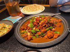 -侯志伟老街炒鸡(广济街店)