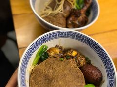 -沪西老弄堂面馆(定西路店)