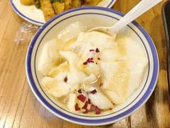 -云阿蛮云南生烫牛肉米线(奉贤路店)