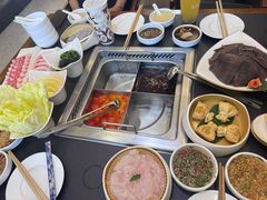 -海底捞火锅(芜湖银泰城店)