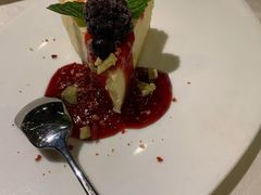 樱桃芝士蛋糕-西堤牛排(南京龙江店)