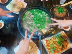 -乐山食古香跷脚牛肉