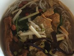 -水平有限螺蛳粉(宏达大厦店)