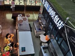 -鸿通城购物中心