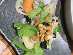 -花溪雨·森林餐厅(石基店)