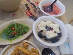 -桂在香知桂林米粉(红博中央公园店)