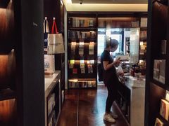 -思南书局(复兴中路店)