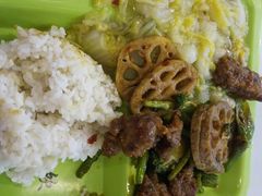 -同济大学本部学苑饮食广场