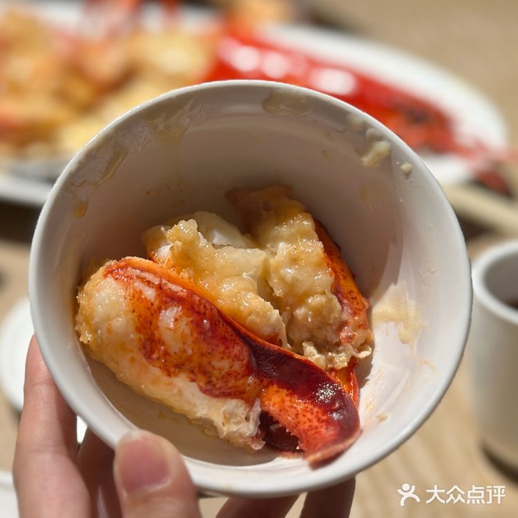 🍤海鲜控的天堂!海螺汤、生蚝,美味不打烊!🌙