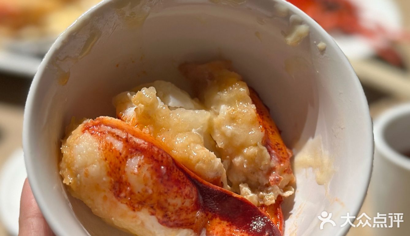 🍤海鲜控的天堂！海螺汤、生蚝，美味不打烊！🌙