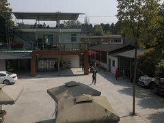 -罗家巷子休闲庄自助碳烤