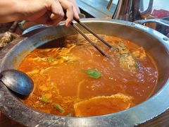 -野山舂·贵州现舂酸汤牛肉(鸿通城店)