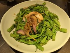 -大头虾越式风味餐厅(光明广场店)