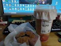 -奈雪的茶(优特汇店)