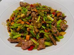 辣椒炒肉-双合园·海鲜水饺青岛菜(万佳广场店)