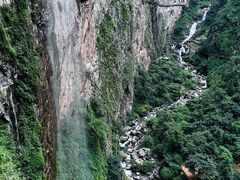 -苍山世界地质公园·石门关大峡谷