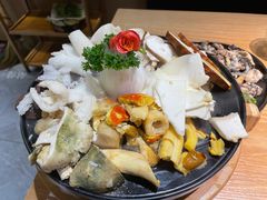 -一朵菌·野生菌探索家火锅(南亚店)