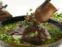 -鲁班小馆(政四街店)
