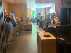 -星巴克(汾阳路店)
