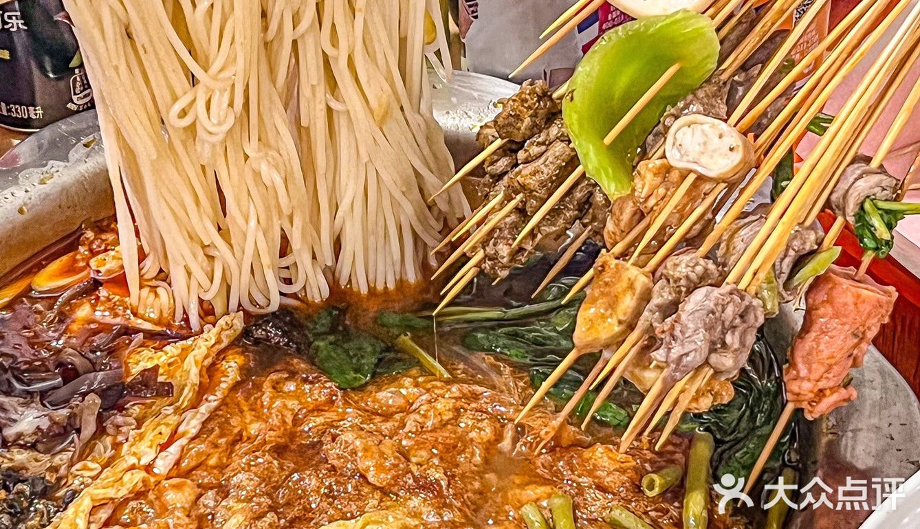大连首家‼️螺蛳粉串串火锅又香又臭💥无法拒绝