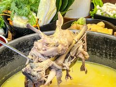 -汤宴·参须肚包鸡(南京路店)