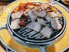 -青瓦炭韩潮烤肉(花园道店)