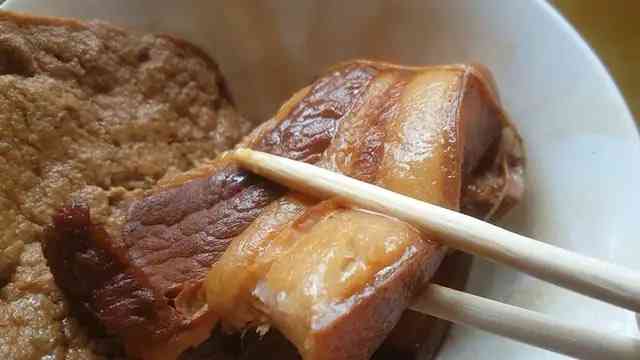 药膳把子肉(高新万达店)-"来济南出差,晚上出来找吃的,就在酒店附近.