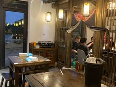 -聚汇三少·龙虾·中餐厅(莫邪路新天地店)