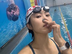 -宝德龙游泳健身