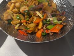 -雀舞云南菜(天津天河城购物中心店)