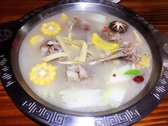 香香猪大骨头汤锅-庄老幺火锅(娄山关路店)