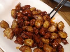 黑蒜子牛肉粒-陈傻子餐厅(世纪都会店)