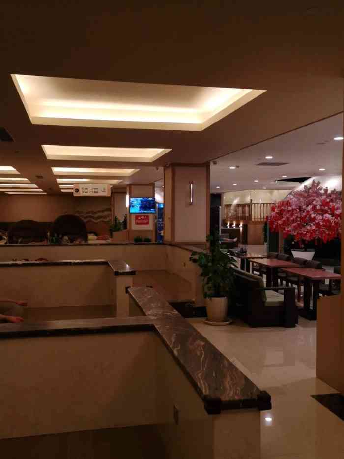 汤连得(118广场店)-"118这里的温泉汗蒸馆,去过好几次了,这.