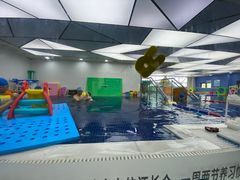 -龙格亲子游泳·水育早教运动中心(绿城店)