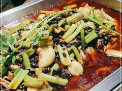 -琥珀老六龙虾(四里河店)