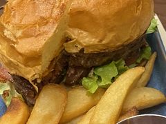 澳洲安格斯牛肉汉堡-ibarrel爱杯·bistro&brunch(江宁路店)