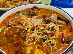 -宏利土菜馆(马山店)