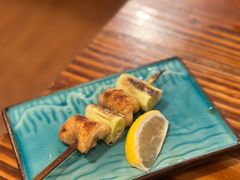 烤京葱鸡腿肉-鳥炭·烧鸟YaKiToRi深夜食堂(陆家嘴店)