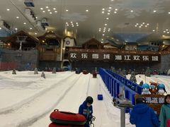 -长沙湘江冰雪世界