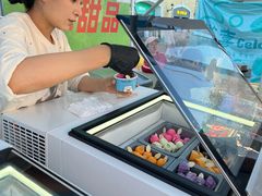 -枫叶小镇奥特莱斯