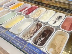 -MADO冰淇淋咖啡馆(淘金店)