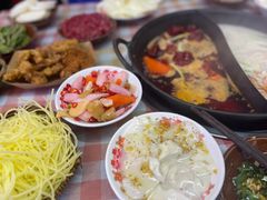 -赵美丽·重庆社区火锅·直营店(火车东站·中豪国际店)