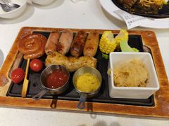 -汤姆家的牛排意面披萨(新城市广场店)