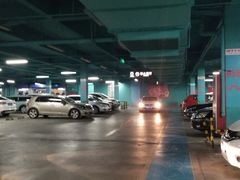 -欧尚超市苏州店停车场(金鸡湖路店)