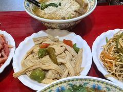 -金杨拉面王小吃面馆·牛三宝面·红烧牛肉粉