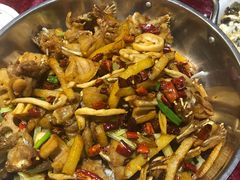 干锅牛蛙-馋嘴蛙火锅