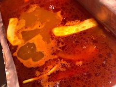 -老牌坊云南鱼豆花火锅(爱建店)