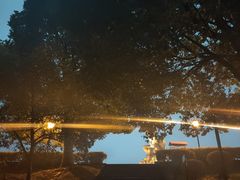 -巴陵广场