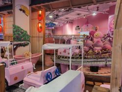 -卡通尼乐园(新达汇三林店)